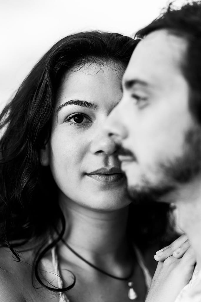 photographe pour couple amoureux sur la plage